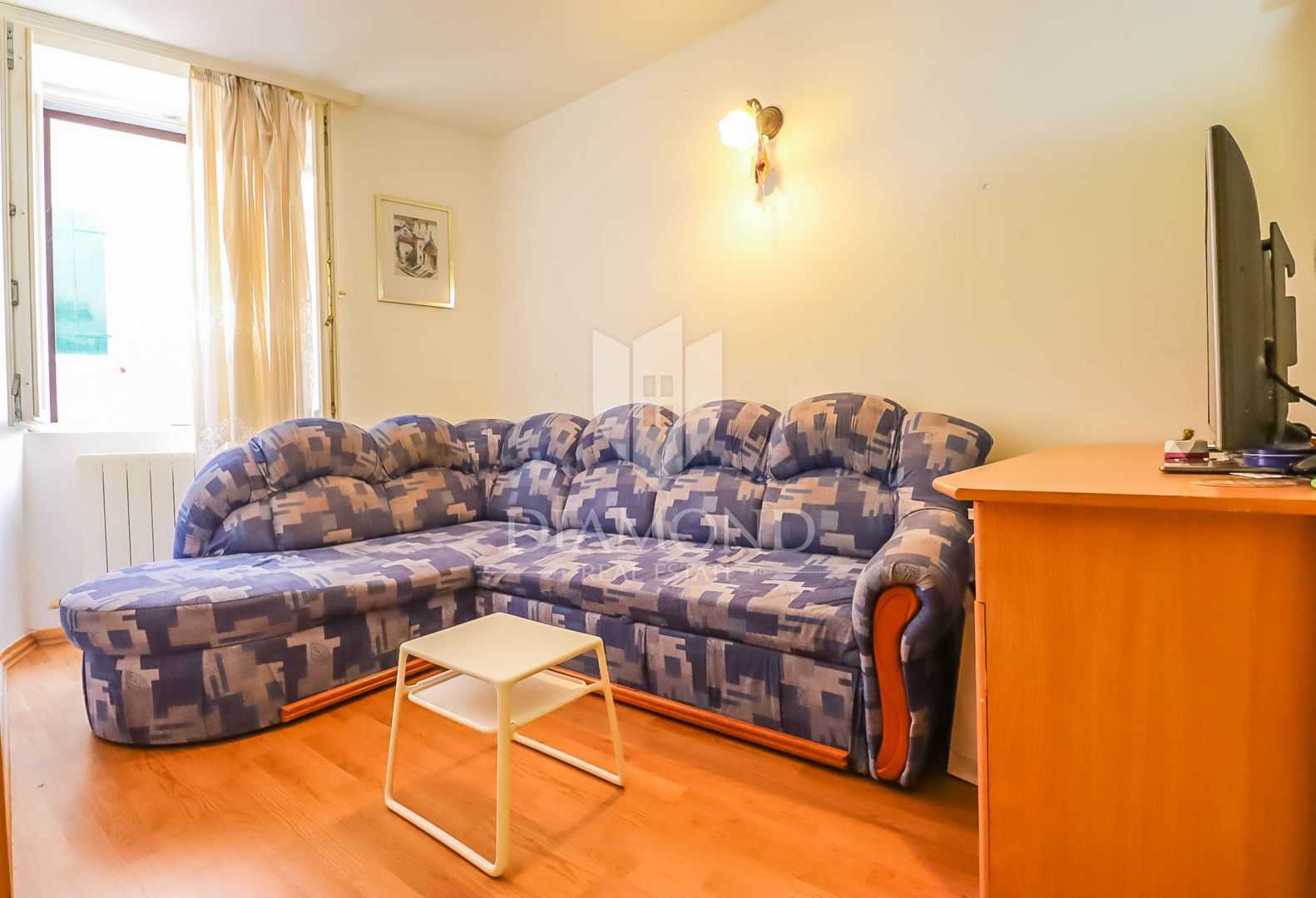 Condominium in Rovinj, Istria County 12070499