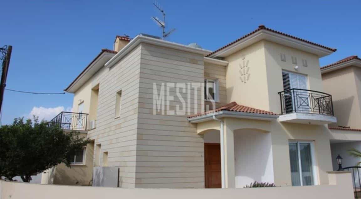 House in Pano Deftera, Lefkosia 12070515