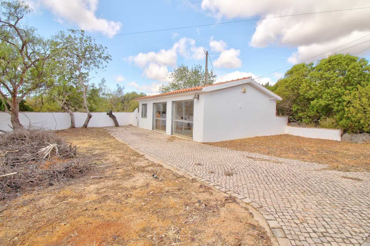 Rumah di Santa Bárbara de Nexe, Faro 12070685