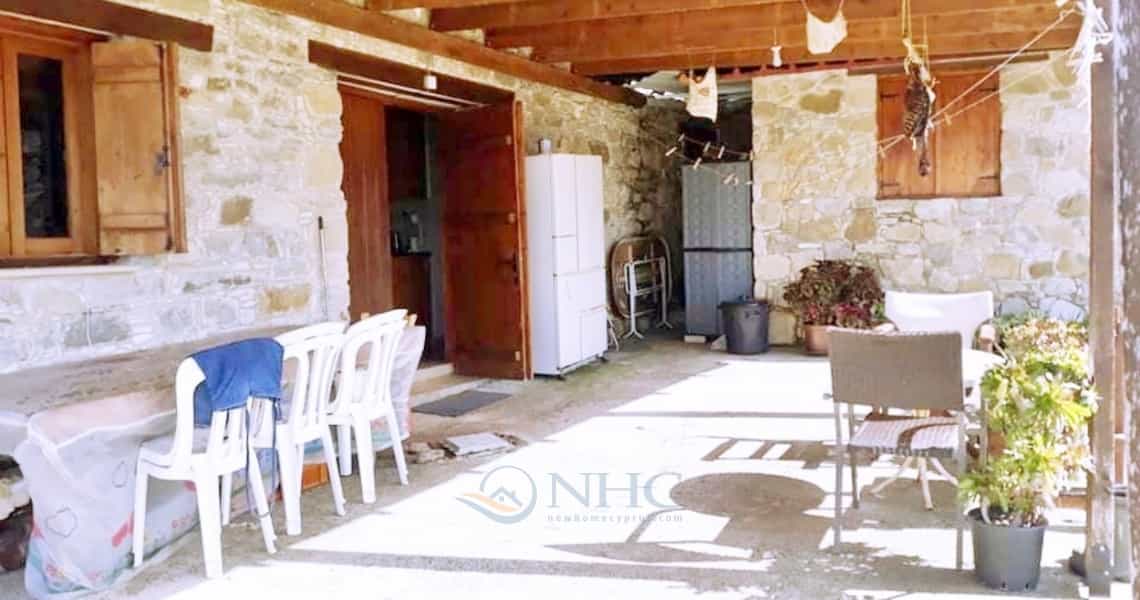 Dom w Agia Marinouda, Pafos 12071219