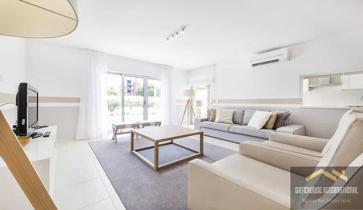Condominium in Quarteira, Faro 12071704