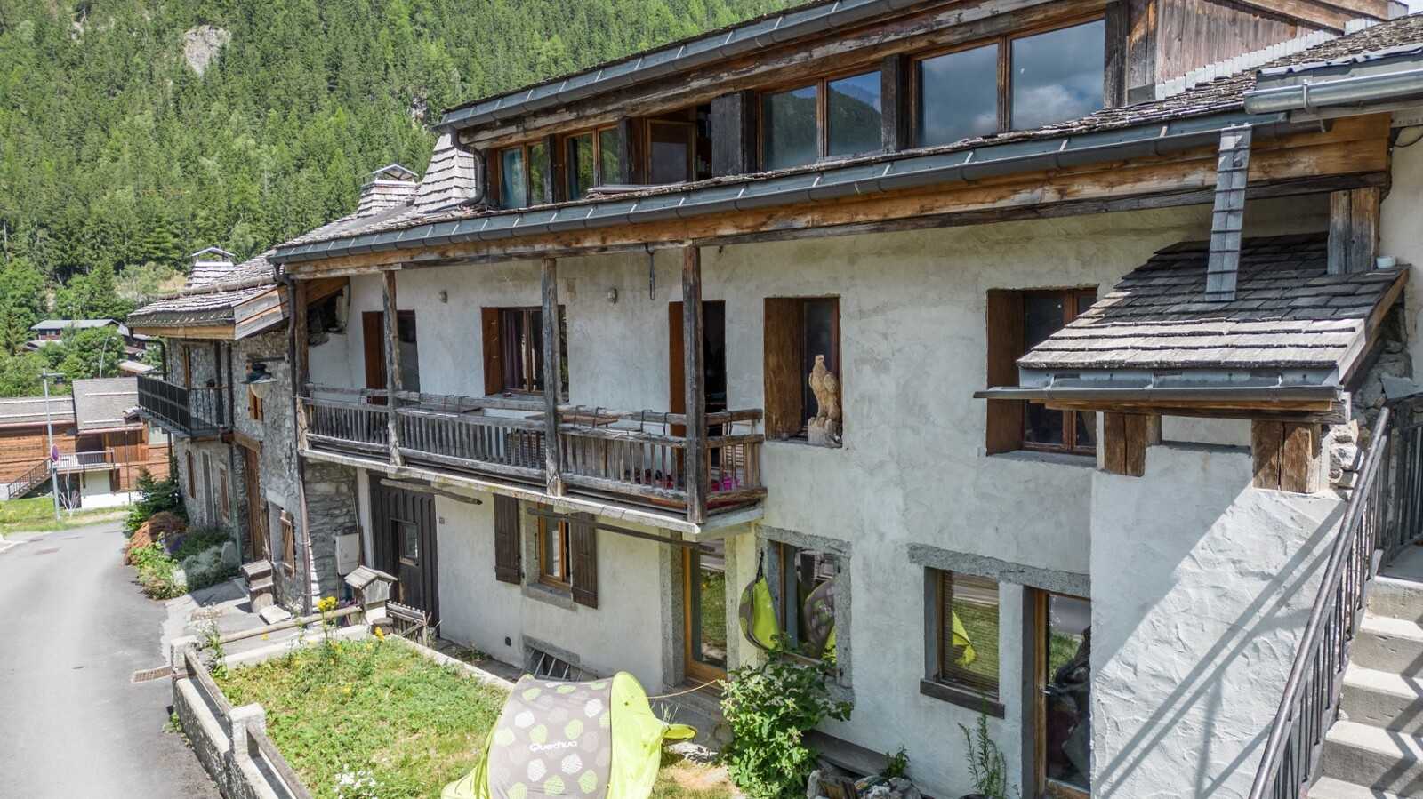 casa en Chamonix-Mont-Blanc, Auvernia-Ródano-Alpes 12072149