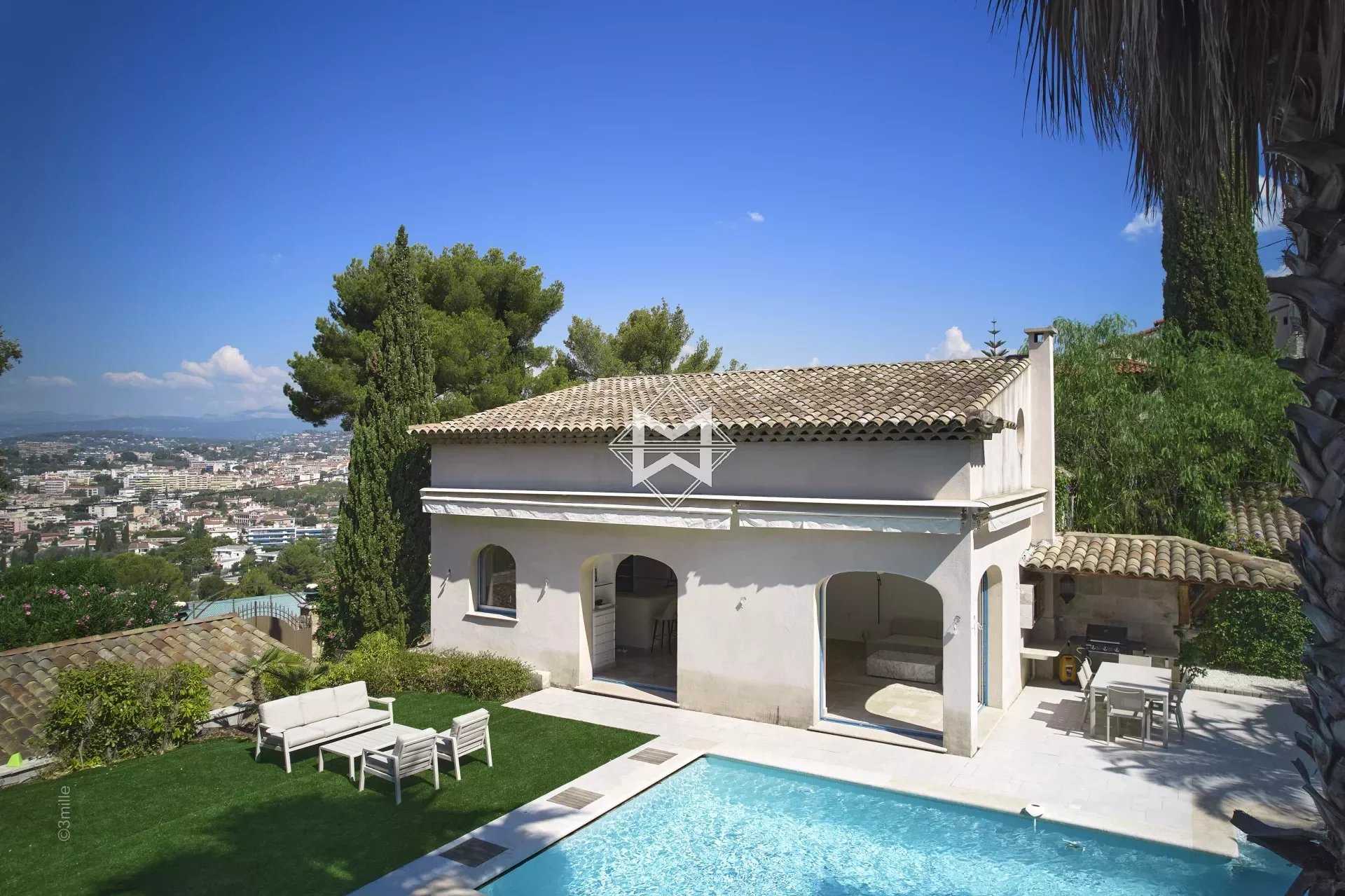 Hus i Cannes, Provence-Alpes-Cote d'Azur 12073960