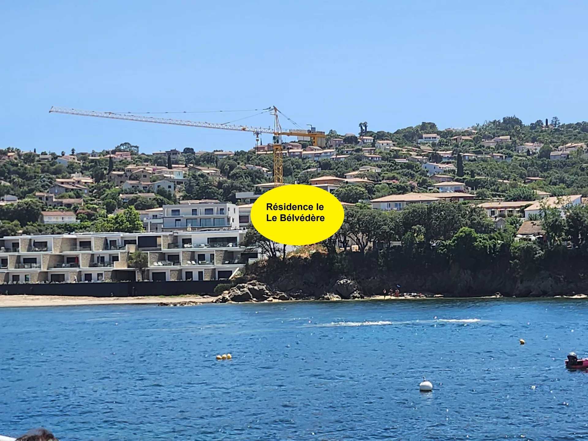 Condominium dans Funtanacciu, la Corse 12073999