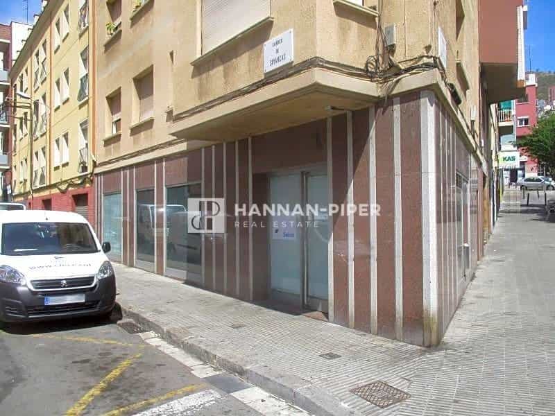 Retail in La Vallensana, Catalonia 12074374