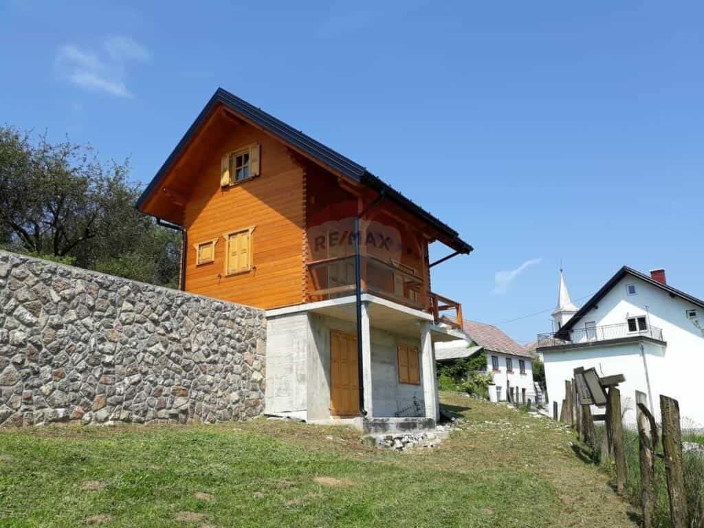 房子 在 Liplje, Primorsko-goranska županija 12074774