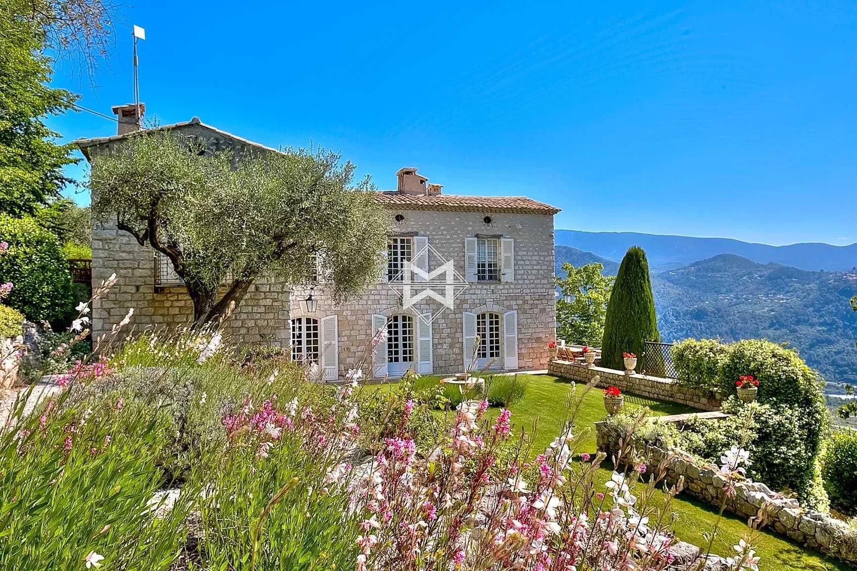 मकान में Le Broc, Provence-Alpes-Cote d'Azur 12075317
