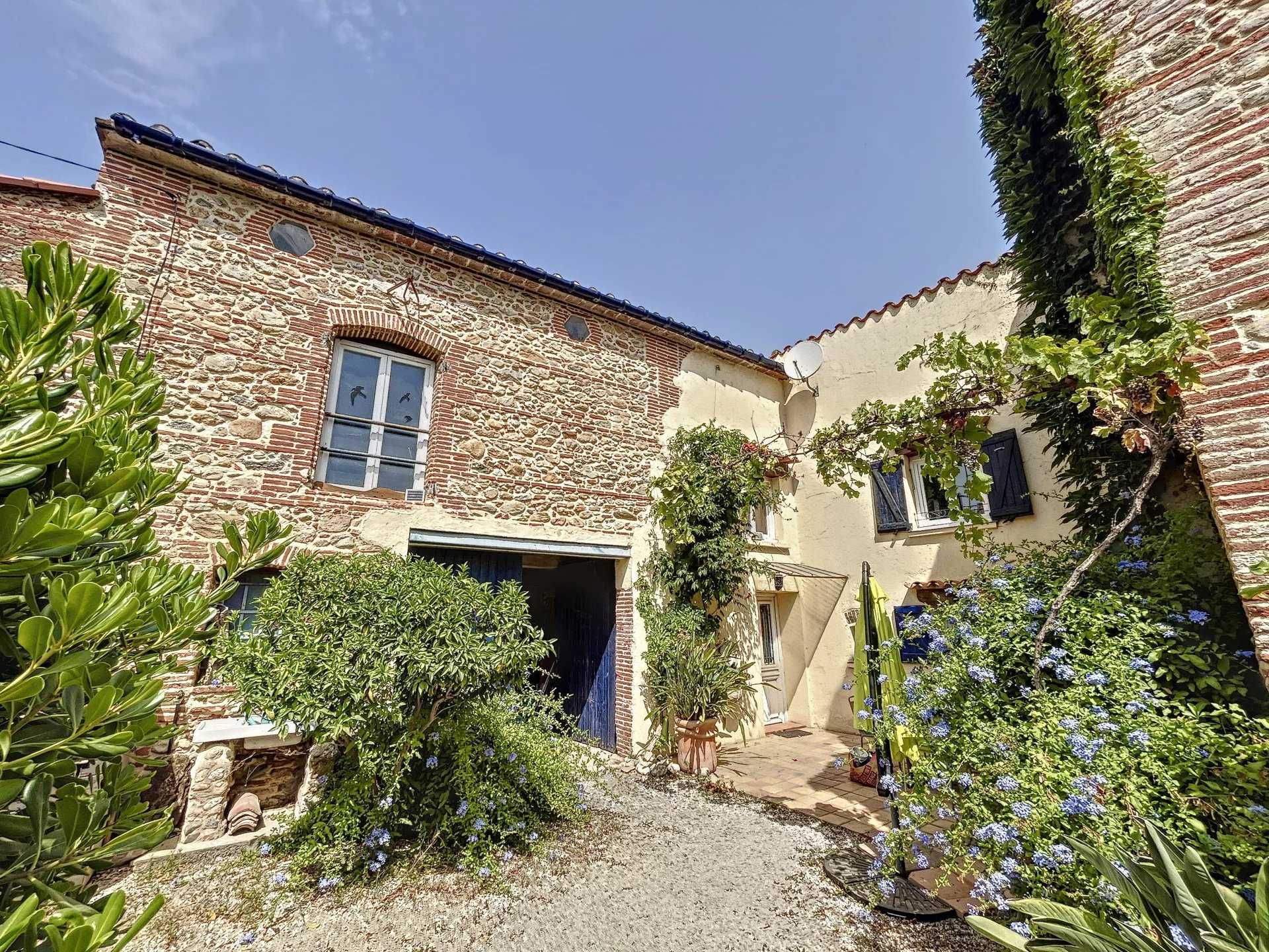 жилой дом в Elne, Occitanie 12075405