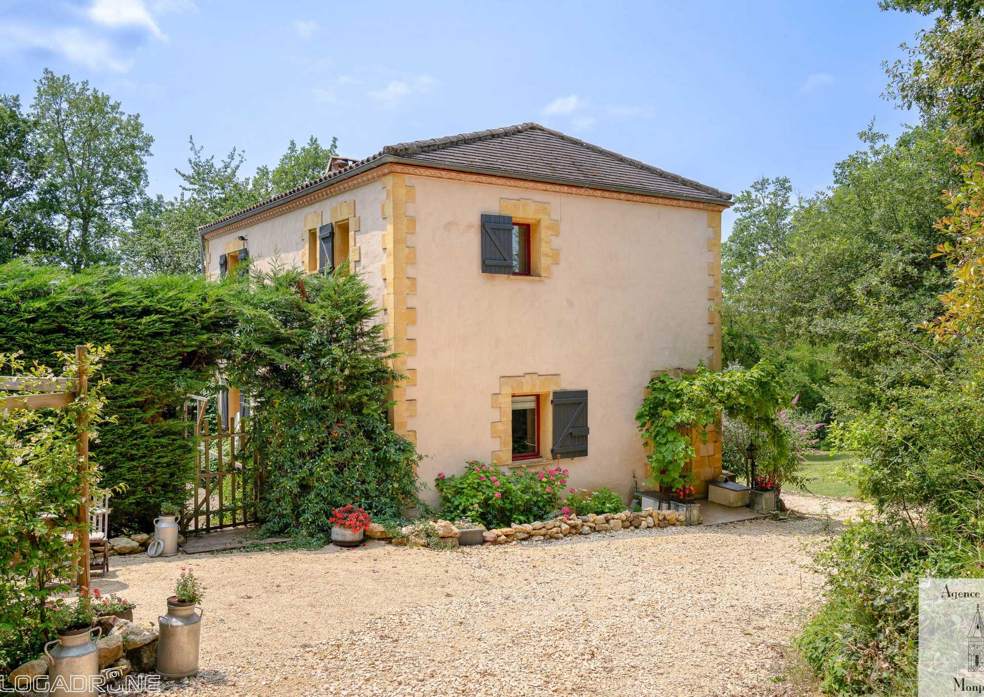 Rumah di Monpazier, Nouvelle-Aquitaine 12075437