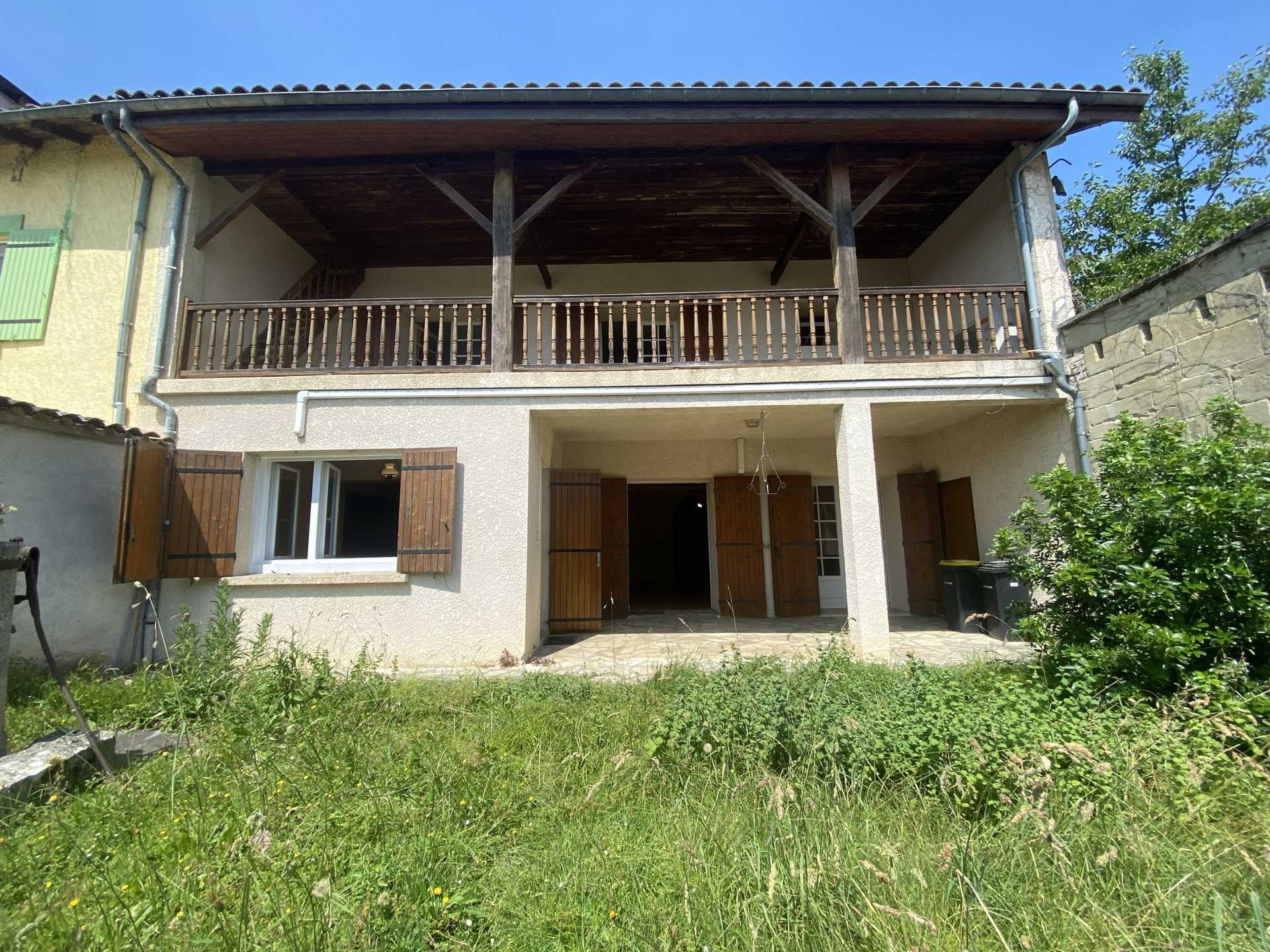 House in Saint-Barthelemy-d'Agenais, Nouvelle-Aquitaine 12075454