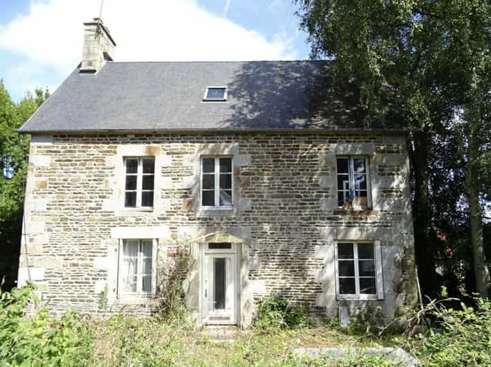 Dom w Le Mesnil-Adelee, Normandia 12075488