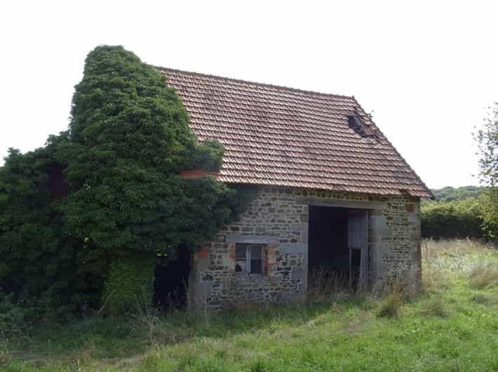 House in Le Mesnil-Adelee, Normandie 12075488