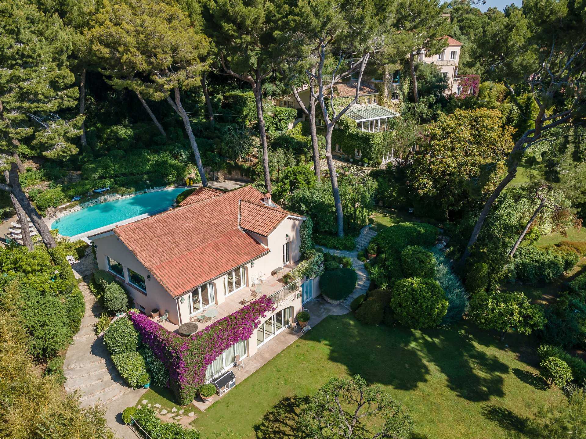 Huis in Antibes, Provence-Alpes-Côte d'Azur 12075526