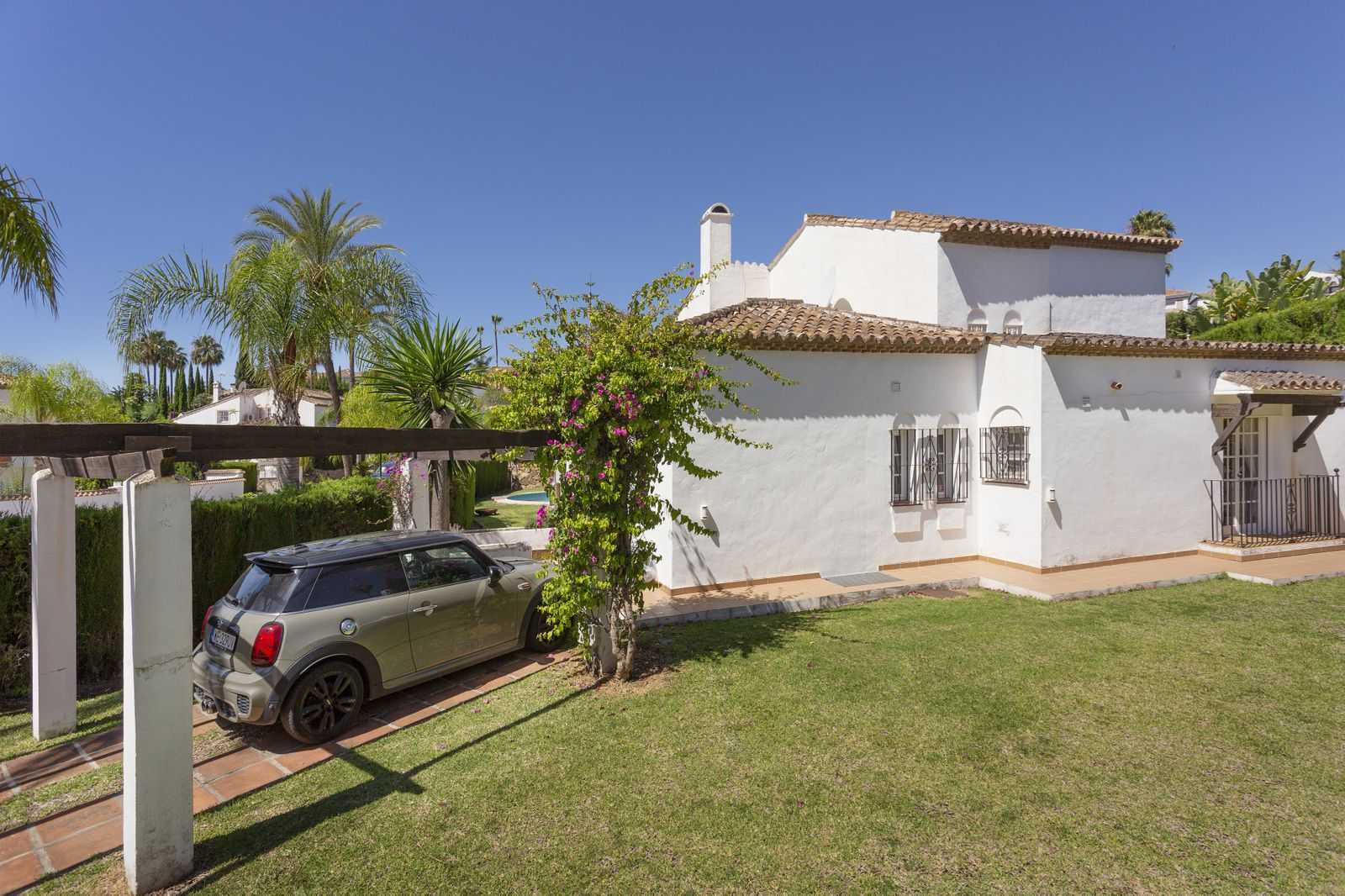 Casa nel La Puebla de Cazalla, Andalusia 12075660