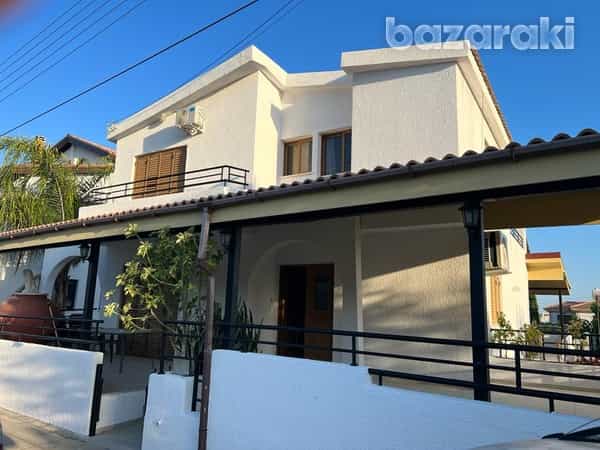 σπίτι σε Agios Athanasios, Limassol 12076480