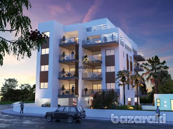 Condominium in Agios Athanasios, Lemesos 12076610