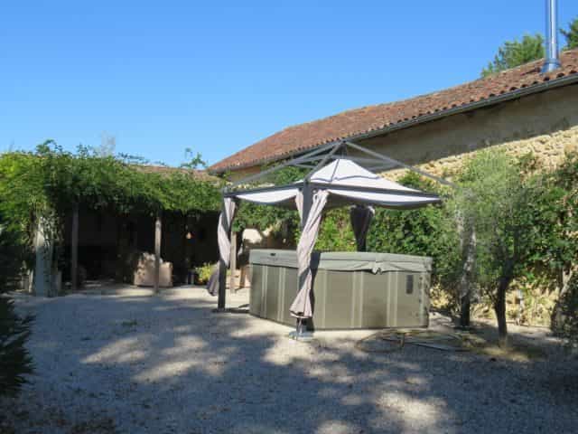 жилой дом в Simorre, Occitanie 12078104
