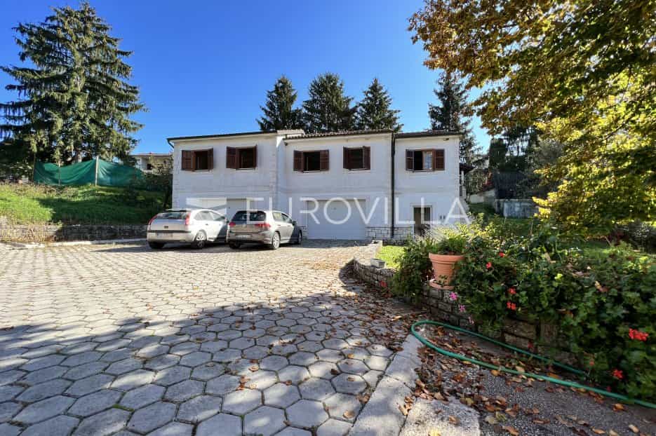 σπίτι σε Cerovlje, Istarska Zupanija 12081162