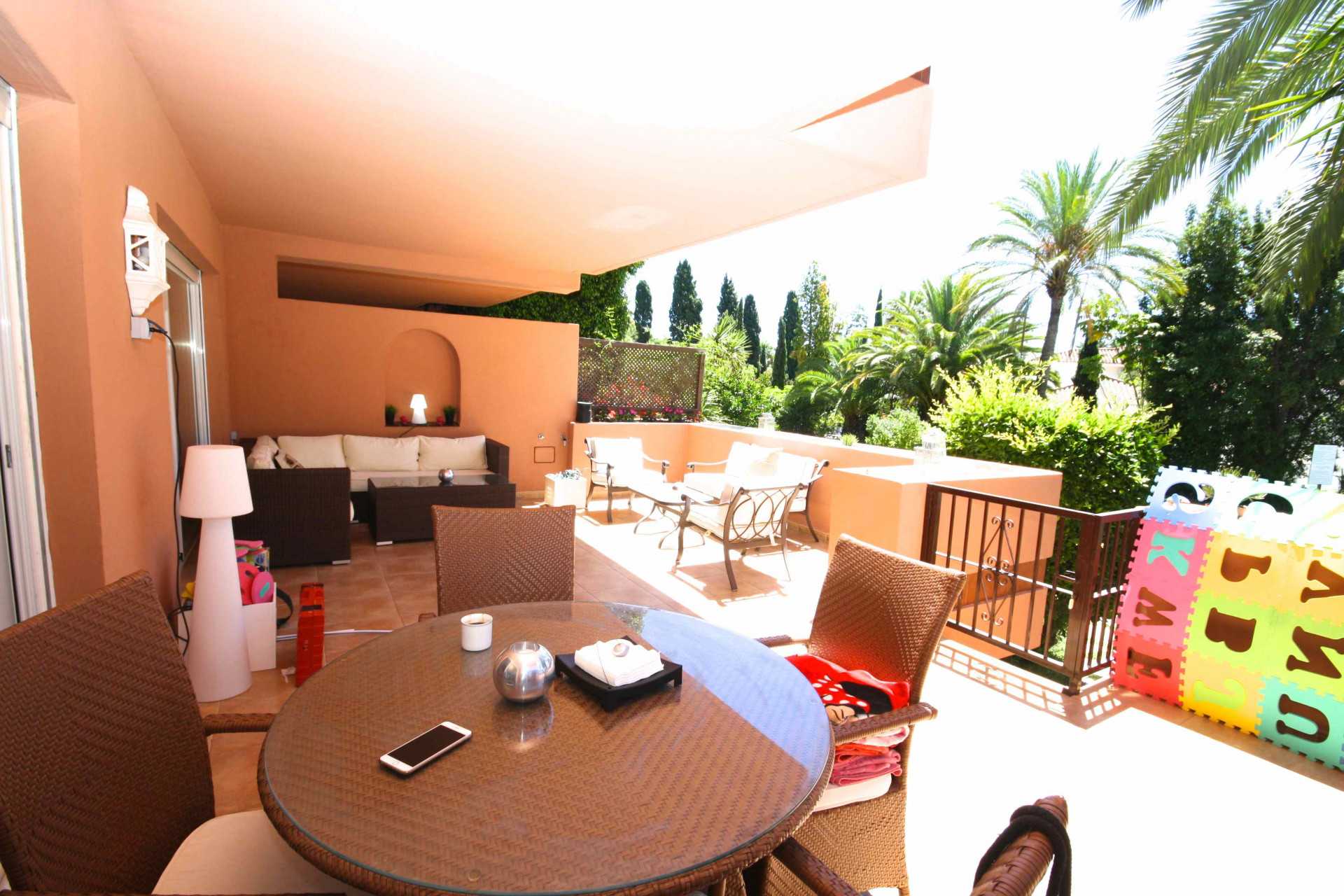 公寓 在 Marbella, Andalucía 12081240