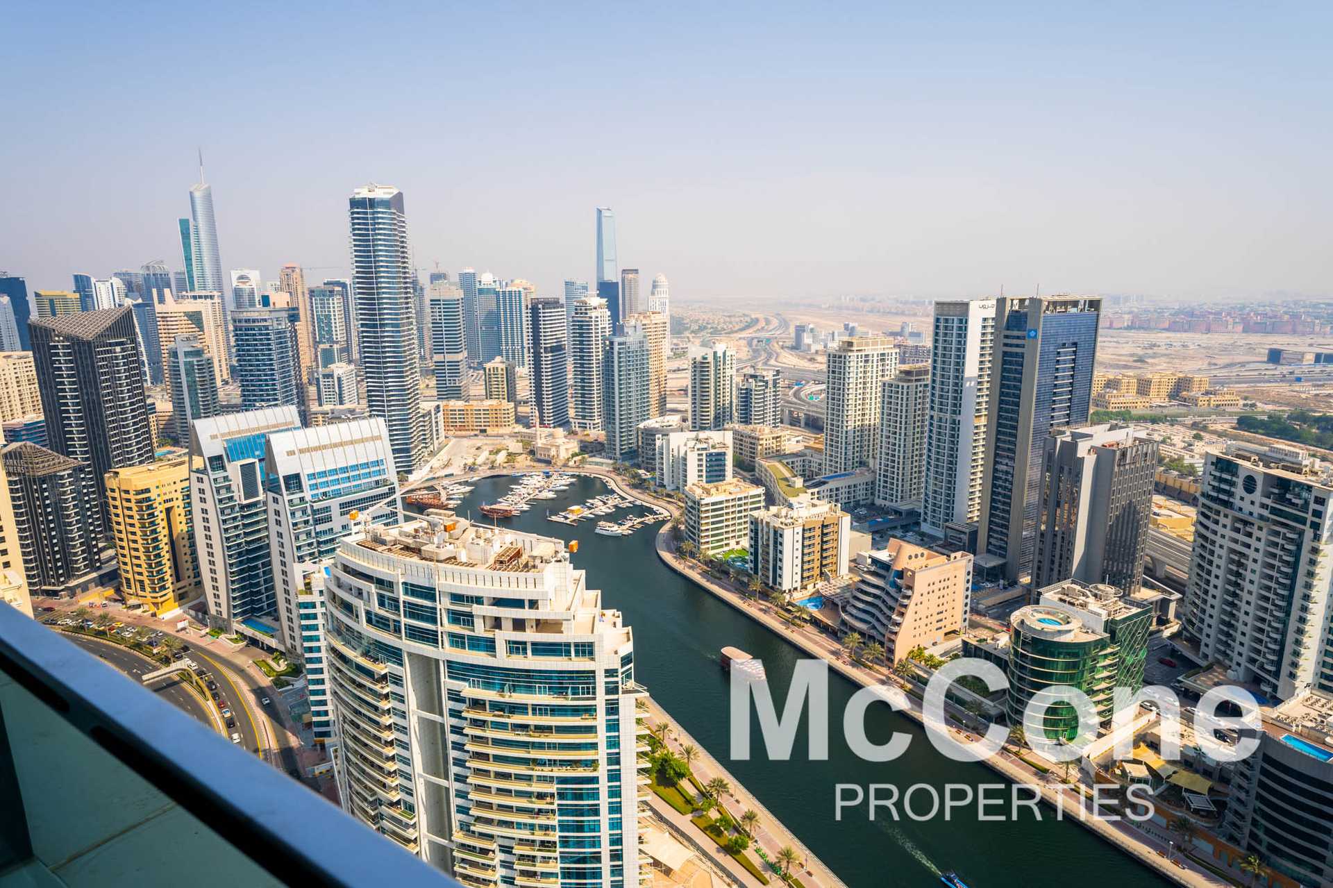 Condominium in Dubai, Dubayy 12081272