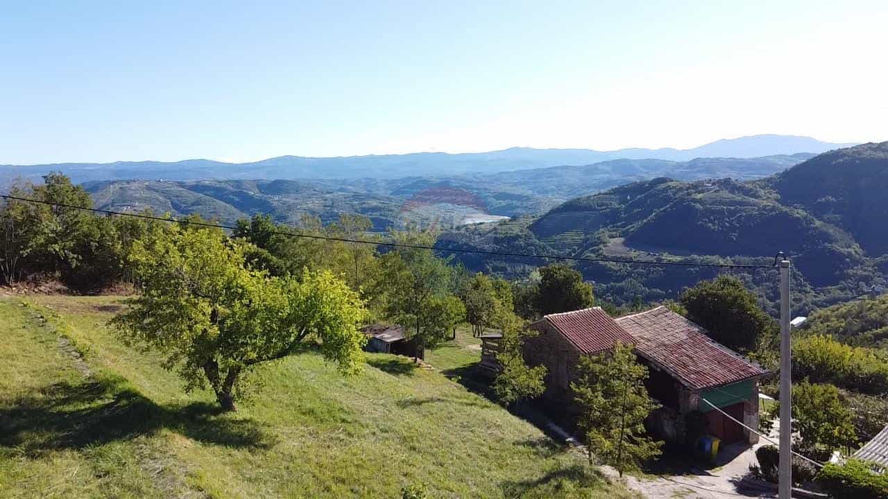 Tanah dalam Zamask, Istarska županija 12081641