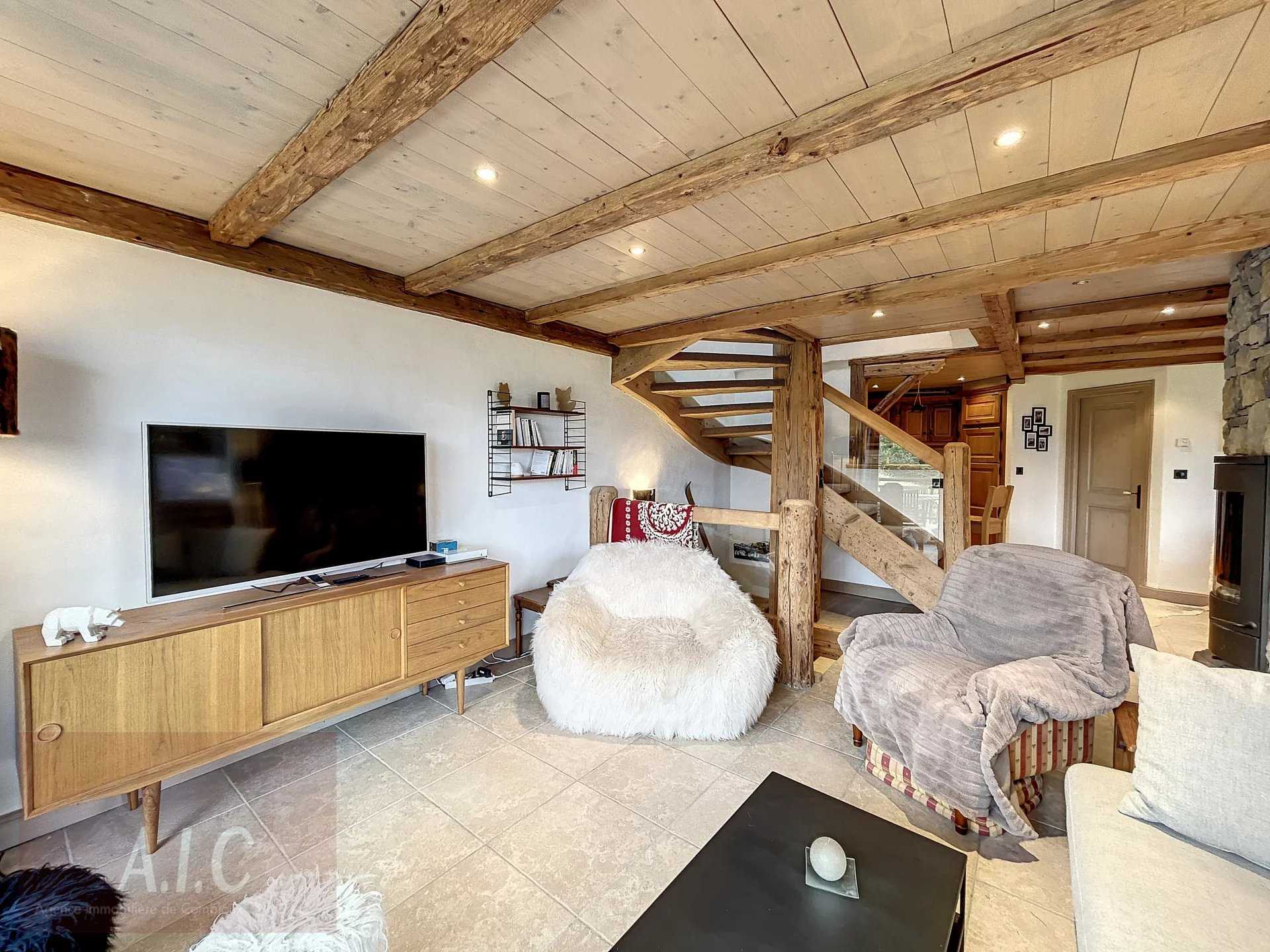 House in Combloux, Haute-Savoie 12082133