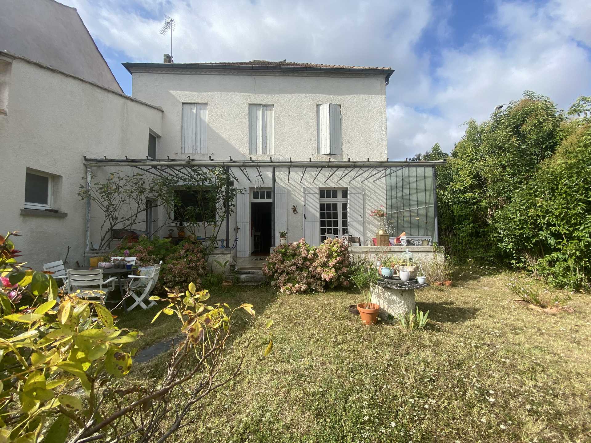 Casa nel Miramont-de-Guyenne, Nuova Aquitania 12082148