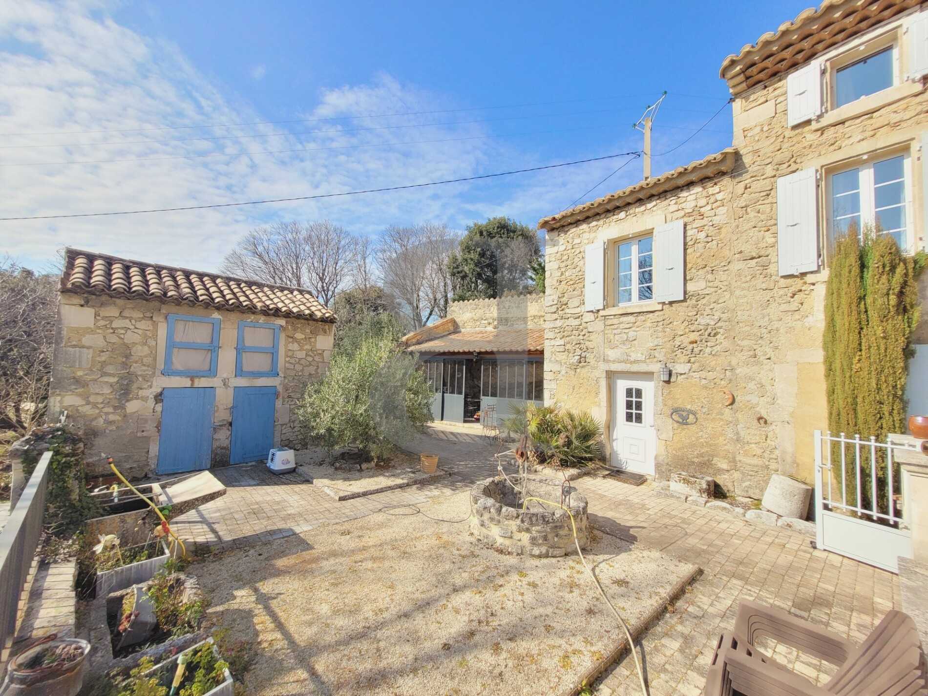 Casa nel Vaison-la-Romaine, Provence-Alpes-Côte d'Azur 12082167