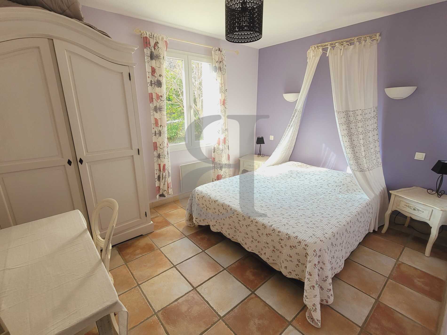 casa no Vaison-la-Romaine, Provence-Alpes-Côte d'Azur 12082167