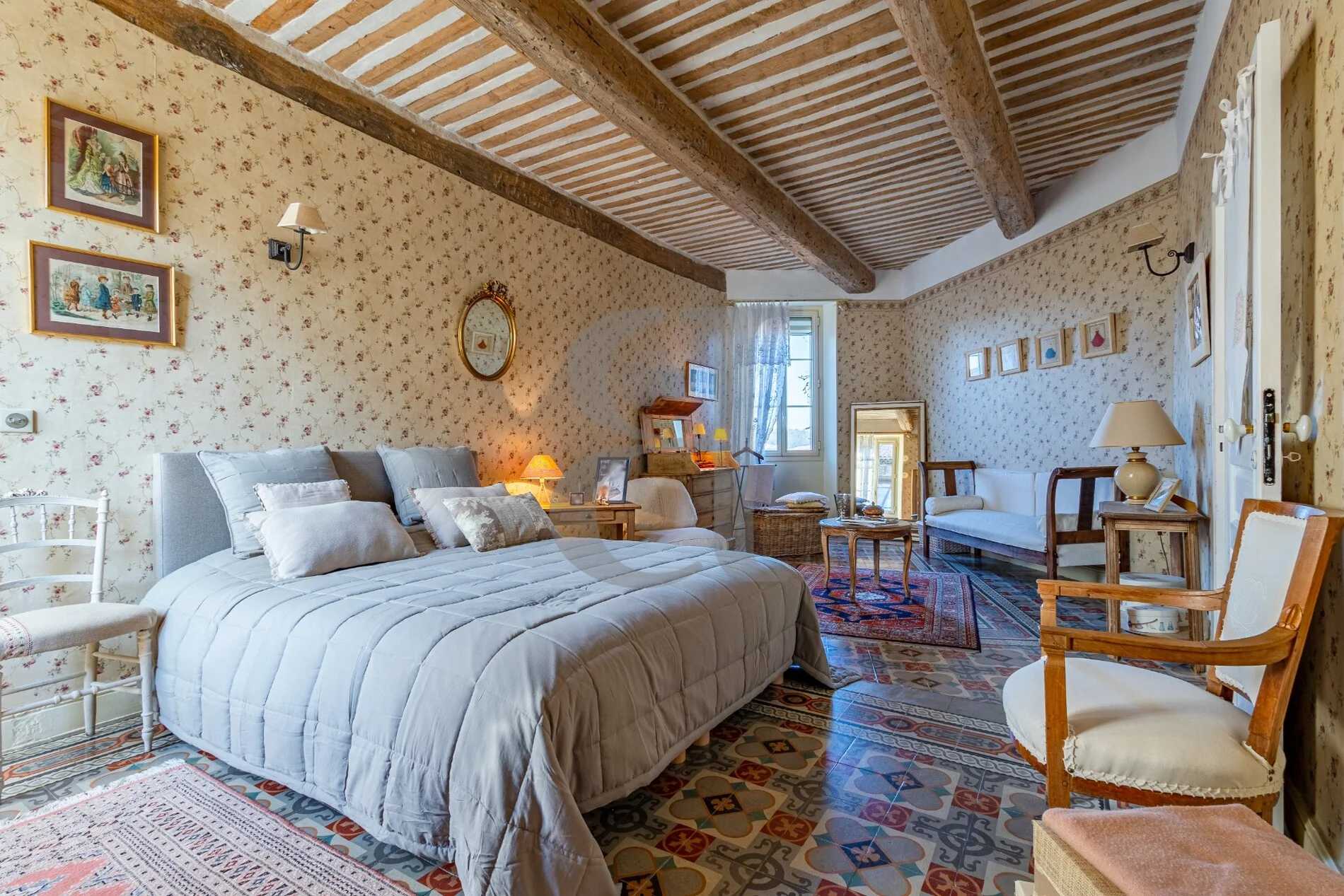 بيت في Vaison-la-Romaine, Provence-Alpes-Côte d'Azur 12082168
