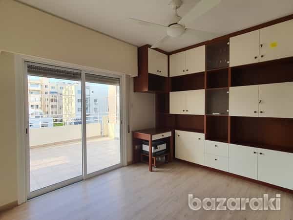 Condominium dans Mesa Geitonia, Limassol 12083027