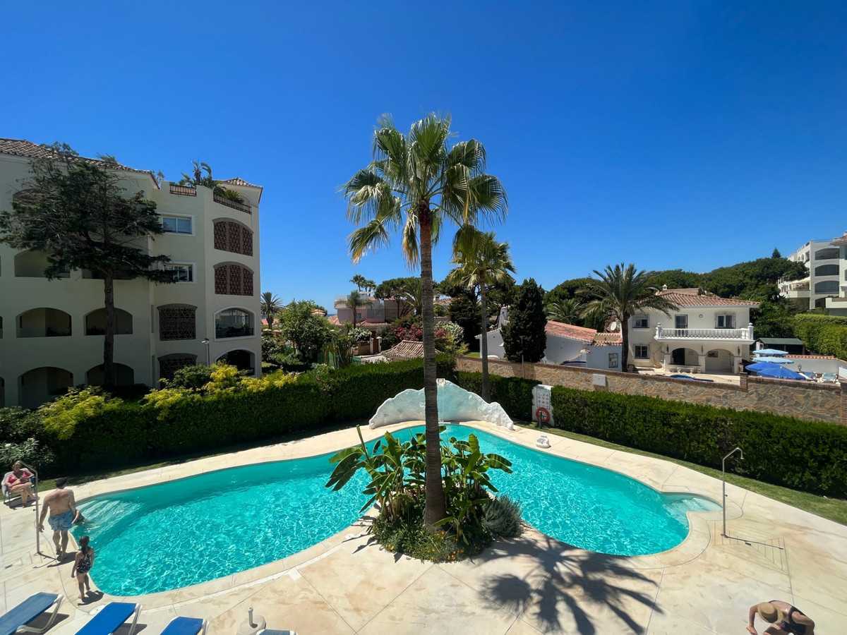 Condominium dans Marbella, Andalousie 12083072