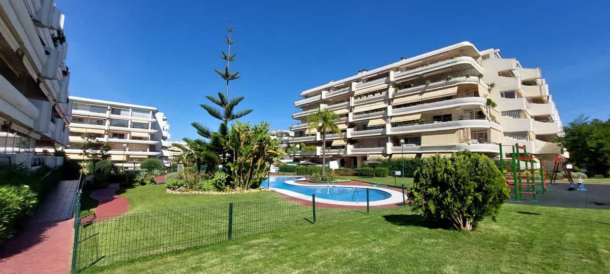 Condominium in Benahavís, Andalucía 12083274