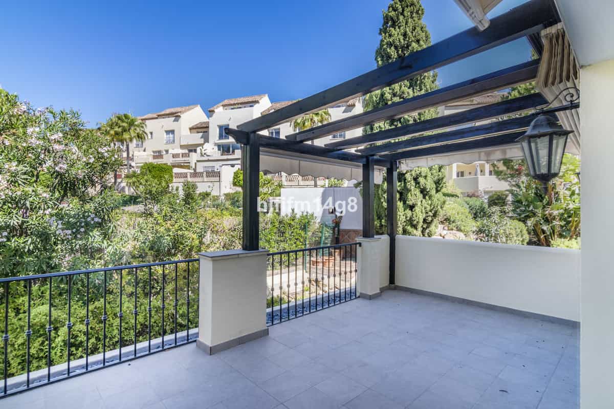 Eigentumswohnung im Marbella, Andalusien 12083591