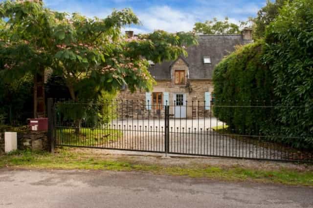 Rumah di Guegon, Bretagne 12083673