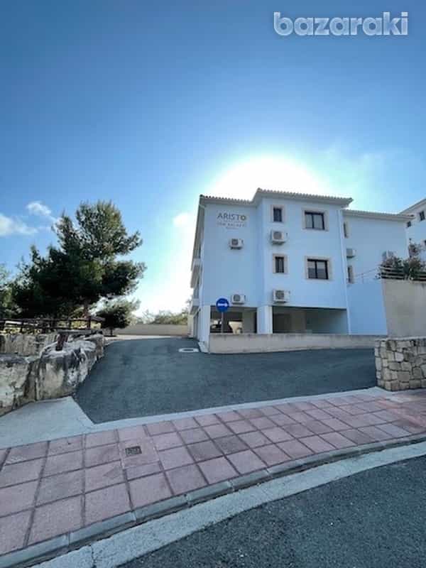 Condominium in Pissouri, Limassol 12083752