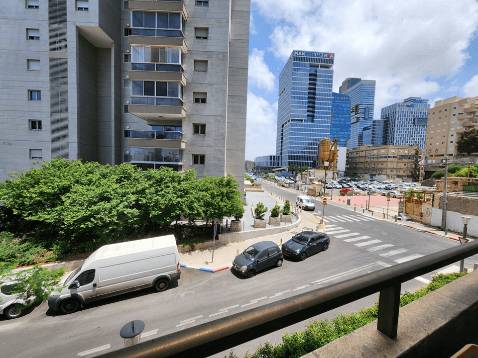 Condominium dans Ramat Gan, Tel Aviv 12083998