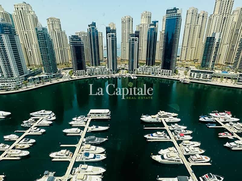 Condominium in Dubai, Dubayy 12084138