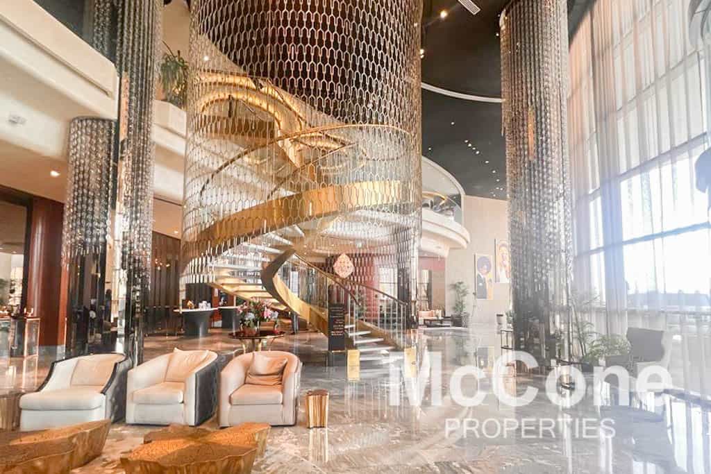 Condominium in Dubai, Dubai 12084234