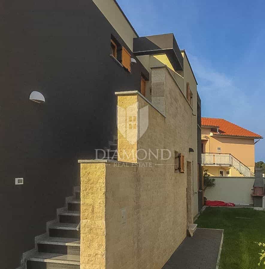 House in Valbandon, Istarska županija 12084304
