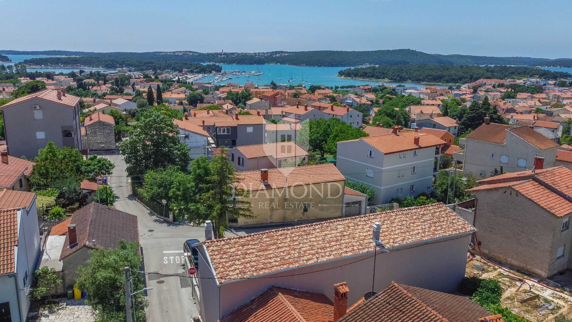 casa en Medulin, Istria County 12084321