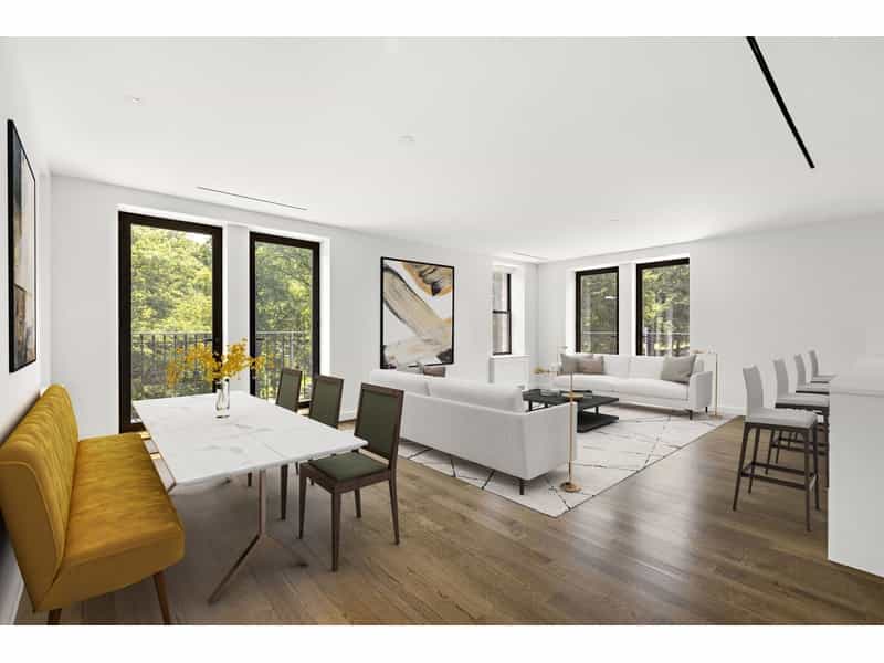 Condominium in Manhattan, New York 12084381