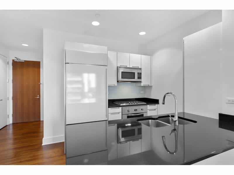 Condominium in Manhattan, New York 12084383