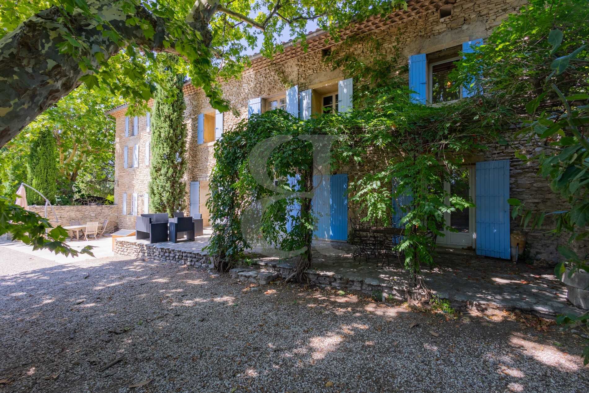 Autre dans L'Isle-sur-la-Sorgue, Provence-Alpes-Côte d'Azur 12085042