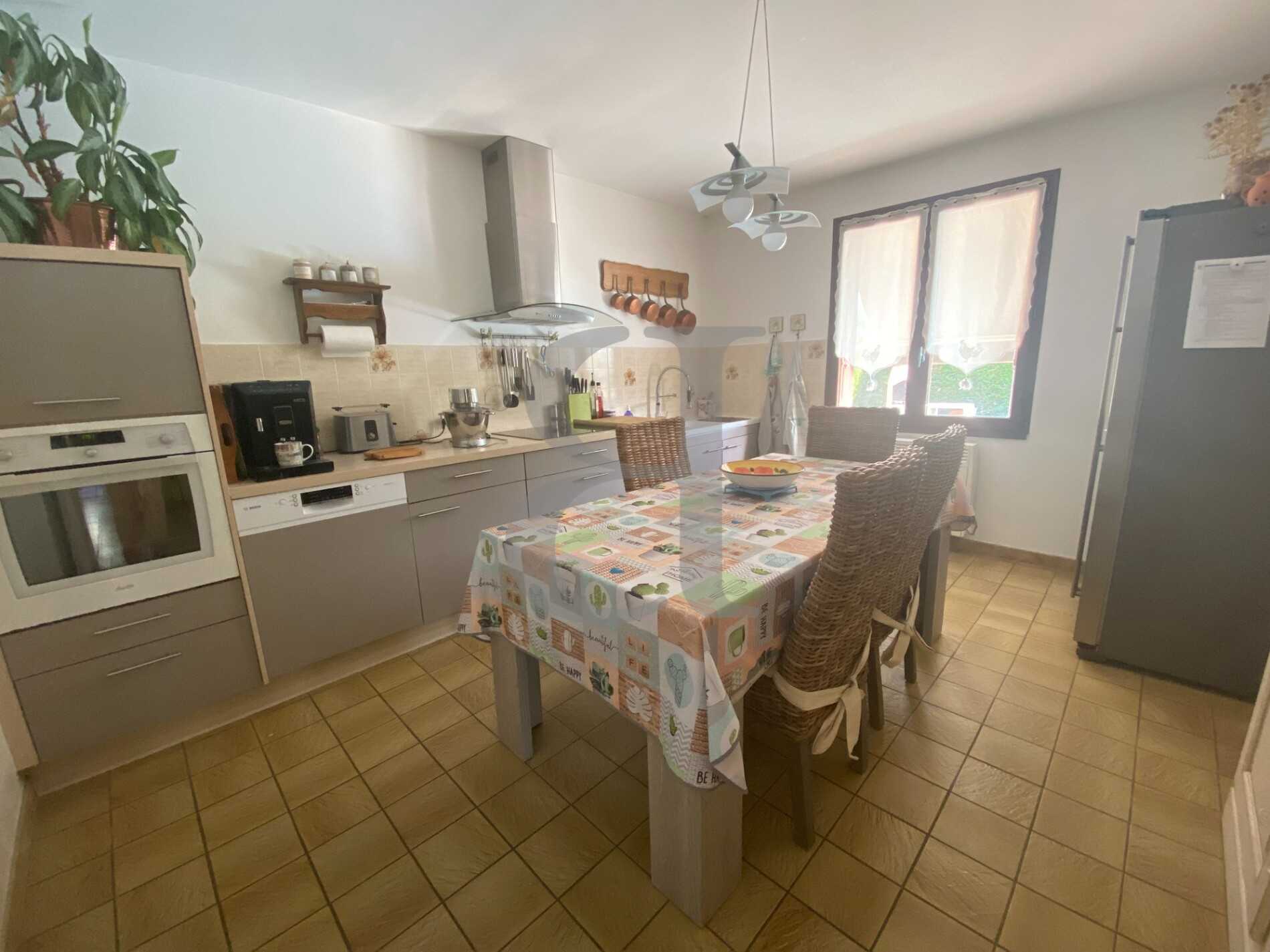 Huis in Valreas, Provence-Alpes-Côte d'Azur 12085044