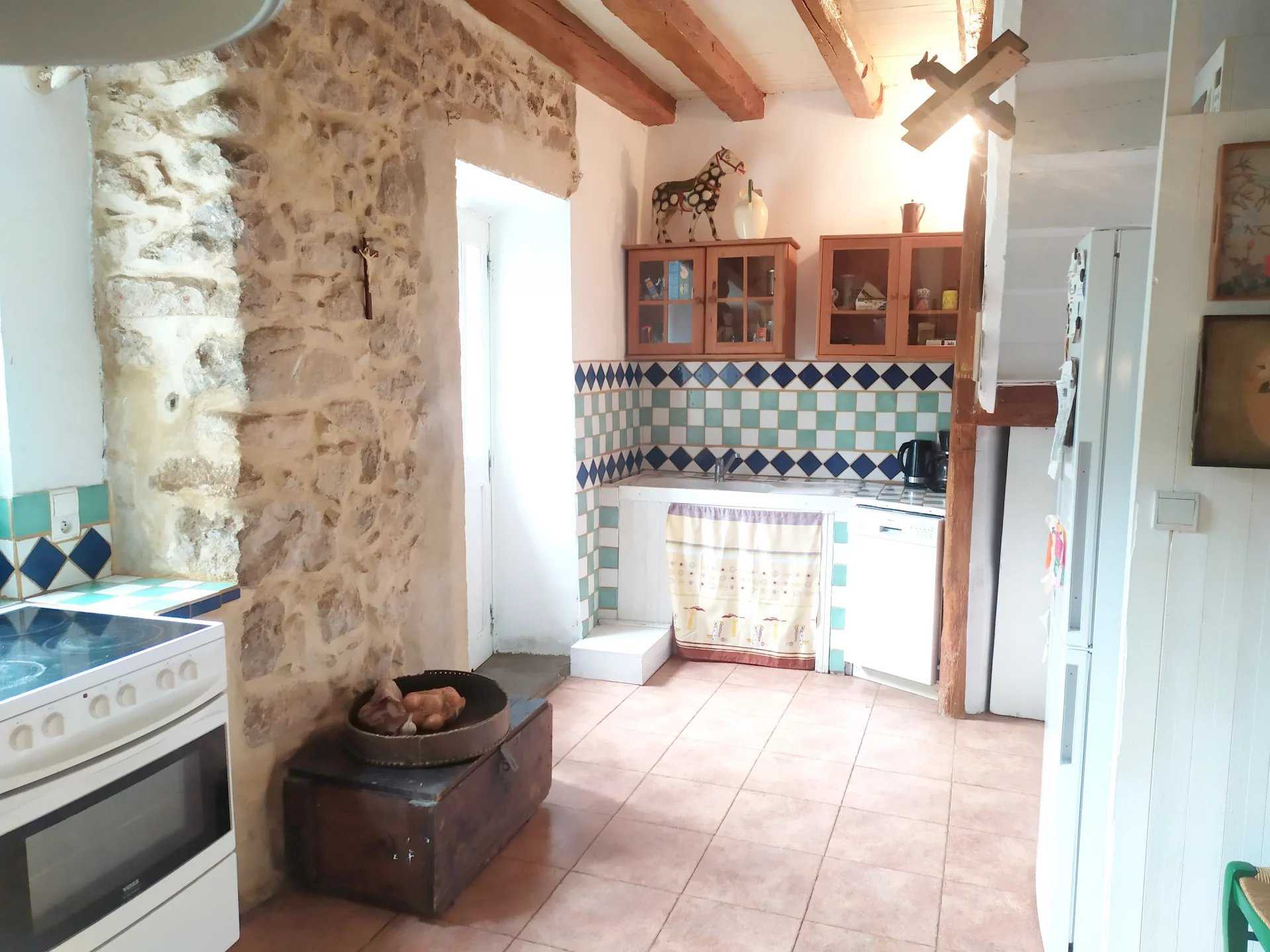 بيت في Puivert, Occitanie 12085118