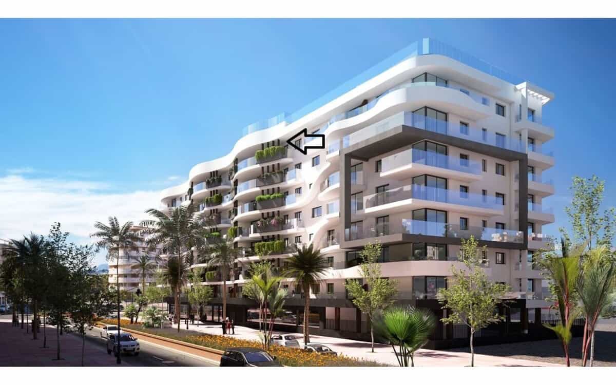 Condominium in Estepona, Andalucía 12085670