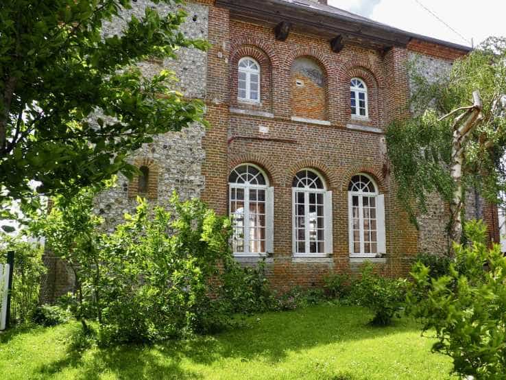 房子 在 Saint-Martin-aux-Buneaux, 諾曼底 12085767