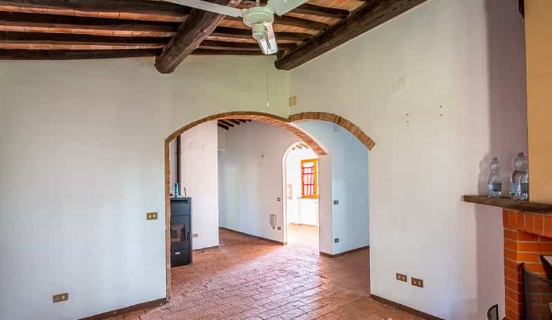 σπίτι σε Peccioli, Tuscany 12085995