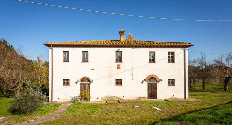 loger dans Peccioli, Toscane 12085995